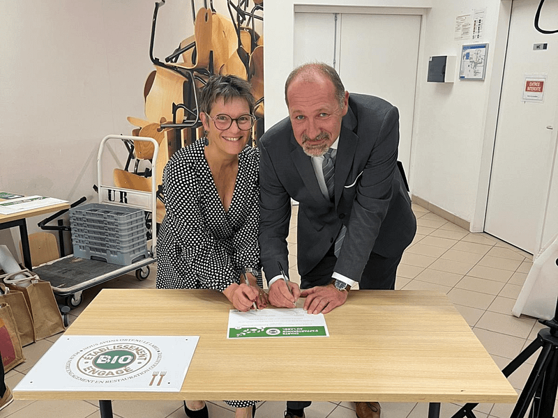 andrée chedid signature